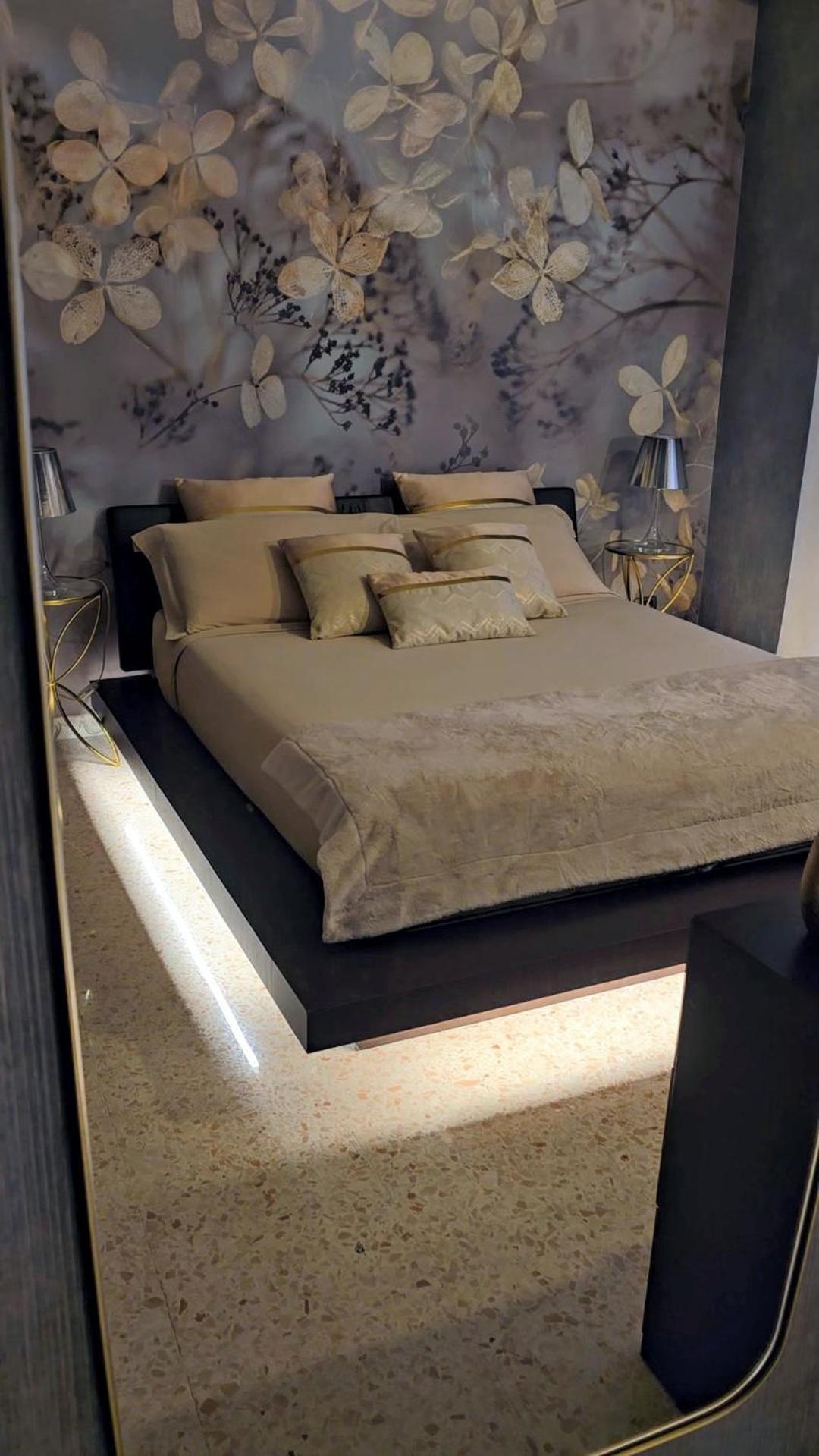 Elements Apartment Rom